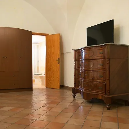 Vittoria 3*