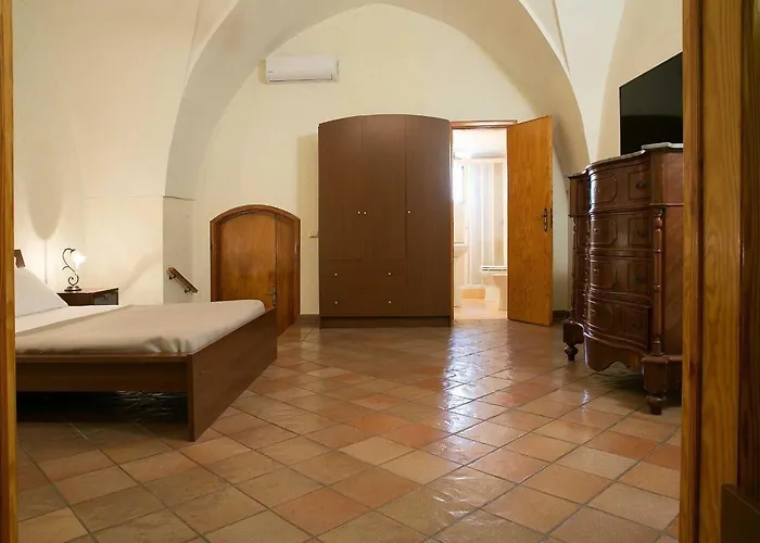 Vittoria Bed & Breakfast 4*